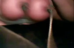 XXX இரண்டு ரைடர்ஸுடன் ஸ்டேப்பில் செக்ஸ்