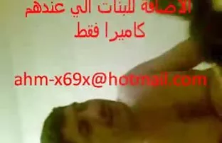 XXX ராட்சத டில்டோவால் குத செக்ஸ் மூலம் கும்பல்