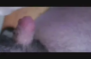 XXX தனது பிரமாண்டமான டிக் மூலம் கவர்ச்சியான அழகி ஆச்சரியப்பட்டார்