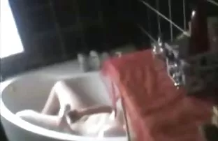 XXX கொழுத்த தாய் மகனை கழுதைக்குள் இழுக்க மயக்கியது