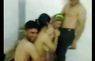 XXX அமேசான்கள் - குழு ஆபாச திகில்