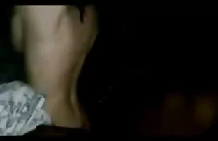 XXX அம்மா இளைய மகனை ஃபக் செய்ய கற்றுக்கொடுக்கிறார்
