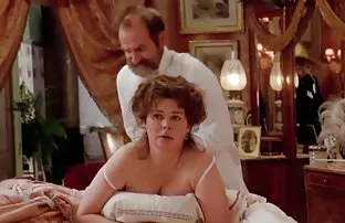 XXX மாற்றாந்தாய் மற்றும் மாற்றாந்தாய் தனியாக இருக்கிறார்கள்