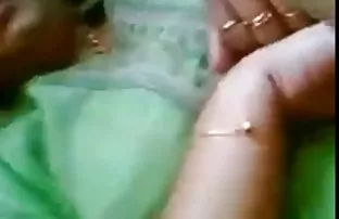 XXX ஆசியர்கள் கூட்டம் ஒரு பள்ளி மாணவியை கற்பழிக்கிறது