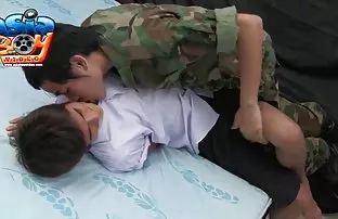 XXX ஸ்பானியல் புண்டை பாசத்தையும் உடலுறவையும் விரும்புகிறது